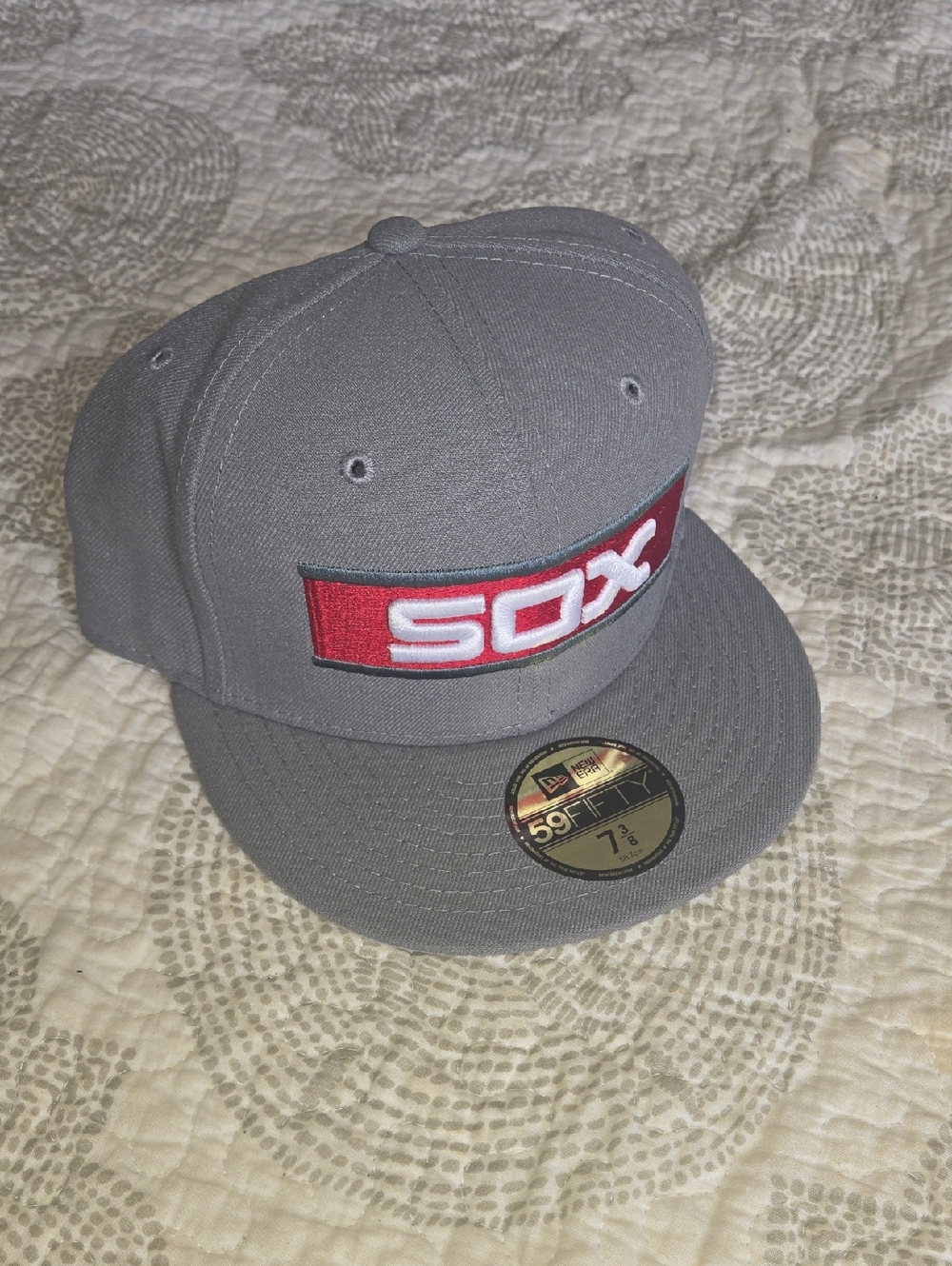 Chicago Sox Gray Snapback Hat with Red Patch